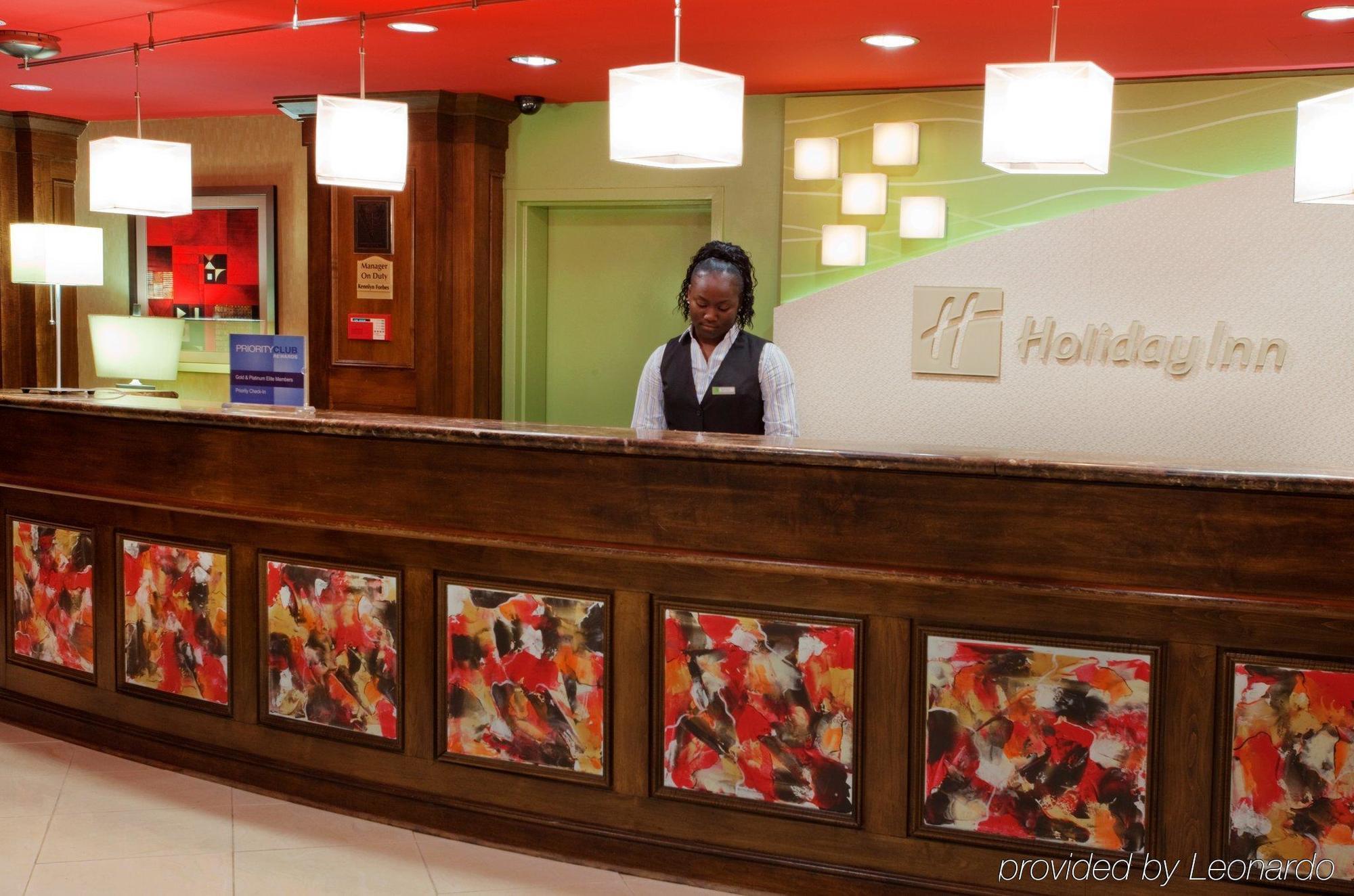 Holiday Inn Hotel Atlanta-Northlake, A Full Service Hotel Beltér fotó